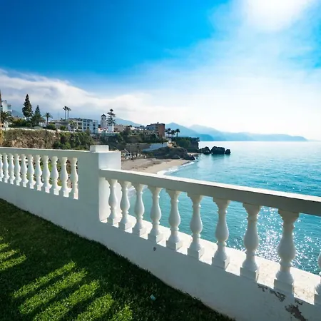 Apartamento Palmeras 31 Menyber Nerja